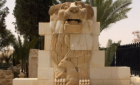 el lión de Palmira Daesh destruye estatua de un león de 2.000 años de antigüedad